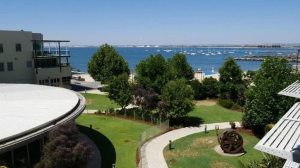 Bunbury Hotel Koombana Bay Eksteriør billede